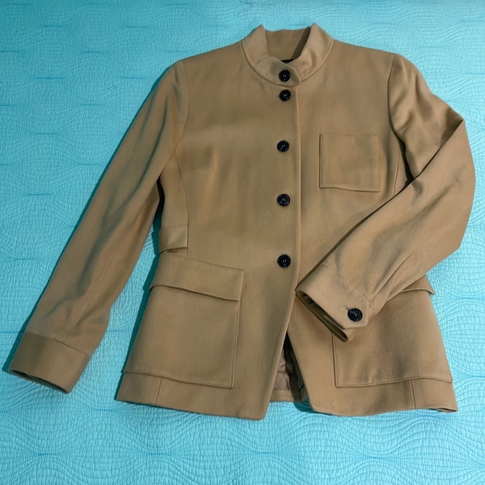 EUC Anne Klein Tan Cashmere Jacket with Black Buttons 8 Petite
